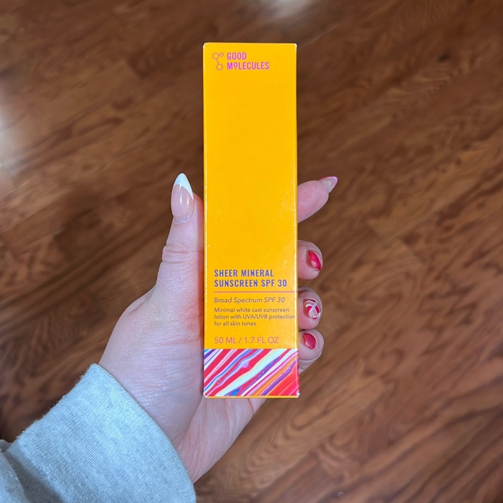 Good Molecules Sheer Mineral Sunscreen SPF 30